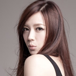 人氣女星周韋彤出席溫州平陽萬達(dá)活動