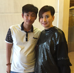 湯寶如與經紀人李志合影