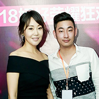 閆妮與經紀人李志